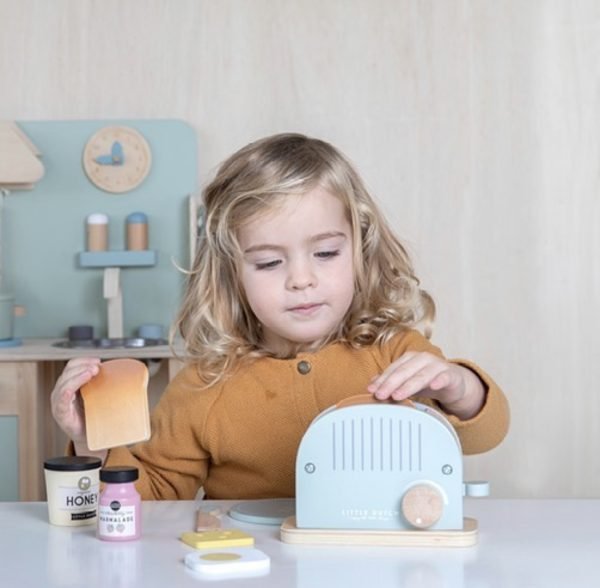 Children's toaster set