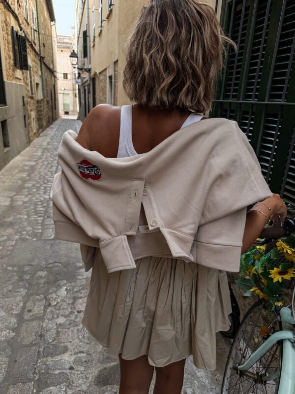 Retro Style Polo Blouse Biege