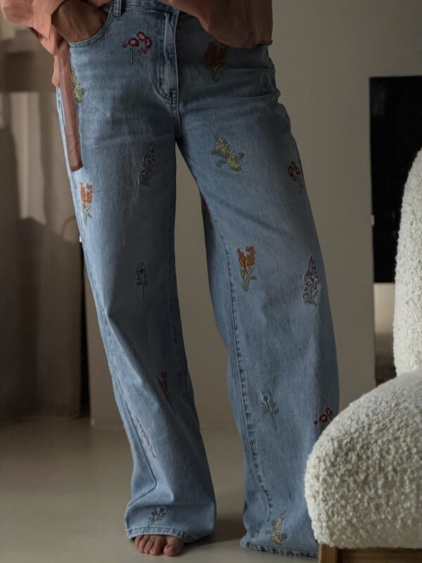 Jeans with Embroidered Flowers