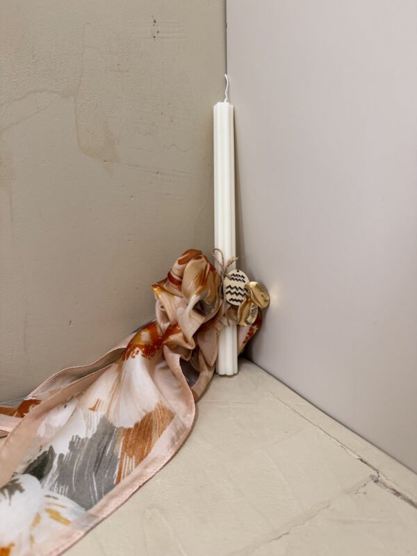 Women’s Easter Candle with Scarf and Earrings