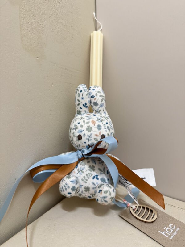 Kids' Easter Candle with Bunny