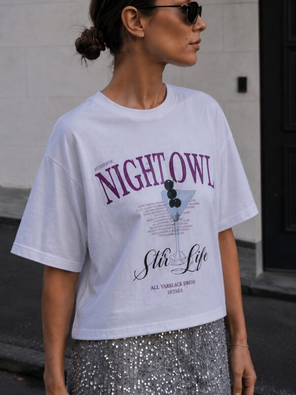 Λευκό Oversized T-Shirt “Night Owl”