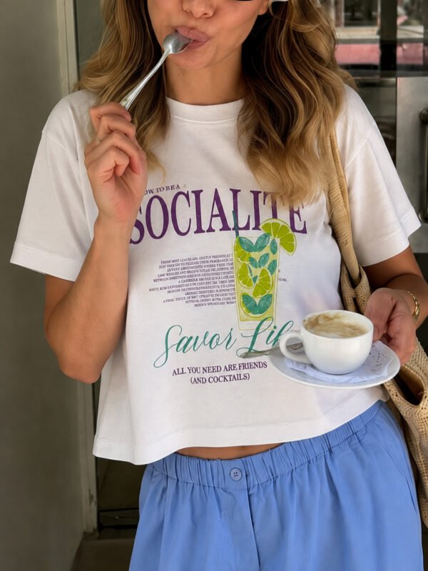 Socialite Graphic T-Shirt